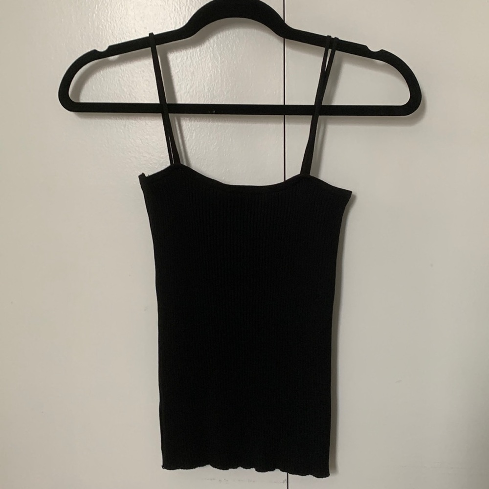 Black ribbed tank top